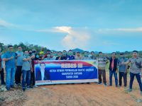 Reses Ketua DPRD Sintang Di Desa Baras