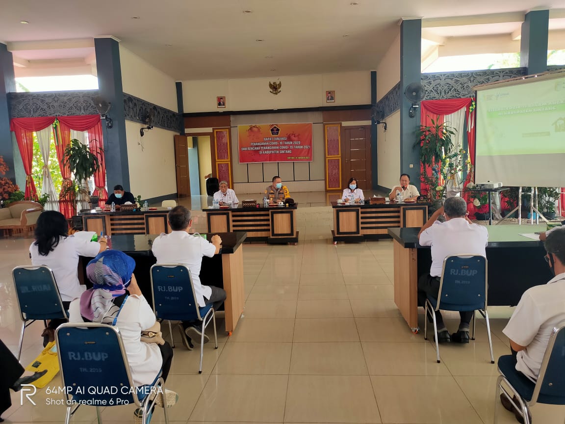 Bupati Pimpin Rapat Evakuasi Penanganan Covid-19 Tahun 2020 Serta Rencana Penanganan Tahun 2021