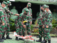 Prajurit Brigif 15/Kujang II, Ciptakan dan Demontrasikan Pesawat Unmanned Aeral Vehicle