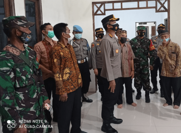 Kapolresta Pontianak Kota Mengukuhkan Kampung Tangguh Nusantara Margo Pontianak Kota