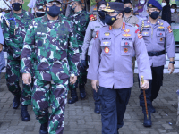 Panglima TNI dan Kapolri Tinjau Vaksinasi Massal di JIEXPO dan Pesantren Al-Hamidi Jakarta