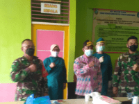 Komandan Kodim 1201 Mempawah Kunjungi Vaksinasi Masyarakat Desa Sejegi