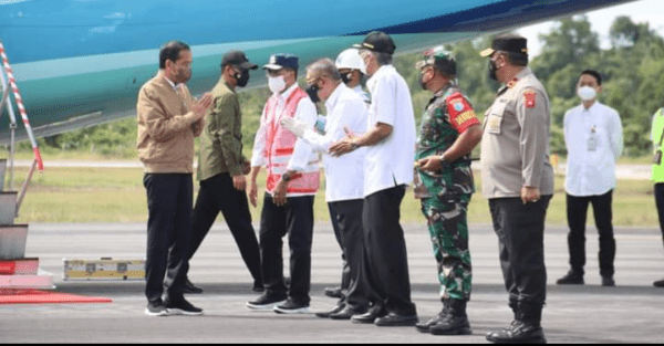 Kedatangan Presiden RI Ir. H. Joko Widodo di Sintang di Sambut Gubernur Kalbar, Danrem 121/Abw, Wakapolda, dan Bupati Sintang