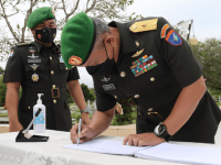 Peringati Hari Juang TNI AD, Kasdam XII/Tpr Pimpin Ziarah ke Taman Makam Pahlawan