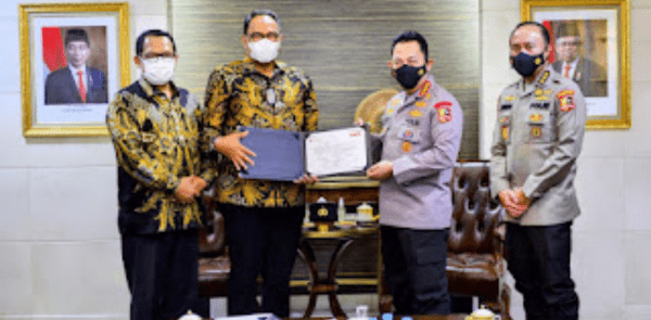 Terima Sertifikat CSFA dari BPK, Kapolri Jenderal Listyo Sigit Prabowo Ingin Personel Polisi Memiliki Kemampuan Auditor