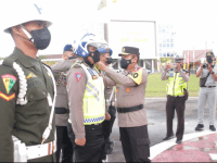 Kapolda Kalimantan Barat Pimpin Apel Gelar Pasukan Operasi Patuh Kapuas 2022