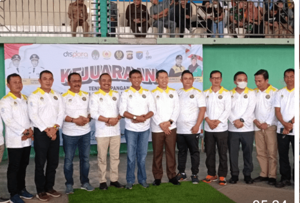 Waka Polres Kayong Utara Hadiri Pembukaan Kejuaraan Tenis Lapangan Junior -Sekalimantan