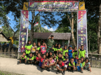 Tanamkan Wawasan Kebangsaan Kepada Anak Perbatasan, Satgas Yonarmed 19/Bogani, selenggarakan Outdoor Learning