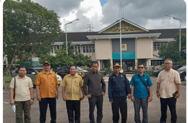 Usulan Tidak Diakomodir PLN, Tiga Kades Kecamatan Sepauk Datangi PLN Wilayah Kalbar
