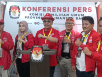 Sebanyak 65 Orang Bacaleg Dari Partai Solidaritas Indonesia (PSI) Kalimantan Barat di Terima KPU Kalbar