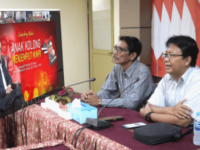 Kanwil Kalbar Saksikan Launching Buku “Anak Kolong Menjemput Mimpi” Biografi Politik 70 Tahun Prof. Yasonna H. Laoly