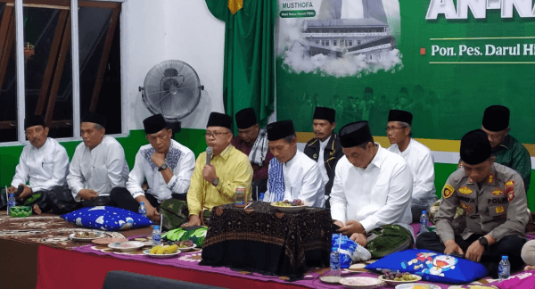 Kapolres Kubu Raya Hadiri Pengajian Akbar Penguatan Aswaja An-Nahdliyah Yayasan Pondok Pesantren Darul Hidayah