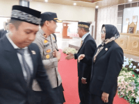Wakapolres Sanggau Kompol Yafet Hadiri Pelantikan PAW Anggota DPRD Kabupaten Sanggau