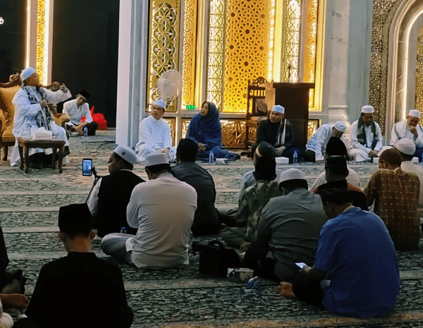 KH. Jalaluddin Ahmad, Lc. Isi Tausiyah Di Masjid Agung Al-Falah Mempawah Dalam Rangka Peringatan Maulid Nabi Muhammad SAW