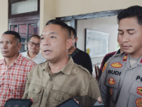 Polisi Amankan Dua Pria yang diduga Sering Lakukan Pungli ke Sopir Truk di SPBU ATS Ambawang