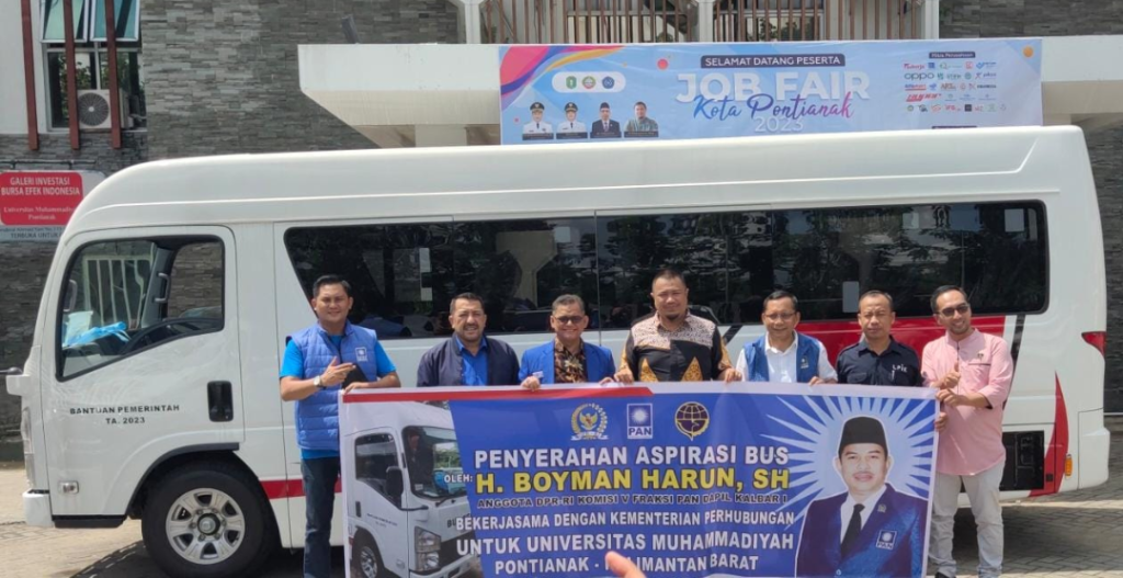 1 Unit Bus Kampus Aspirasi Dari H Boyman Harun Diserahterimakan Kepada UMP