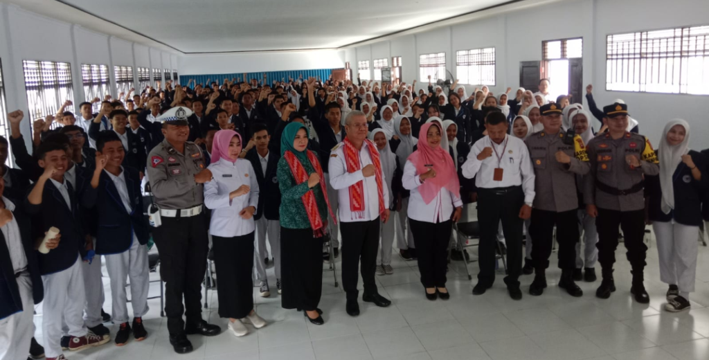 Pj. Gubenur Kalimantan Barat Resmikan Beragam Fasilitas Baru di SMK Negeri 1 Mempawah Hilir