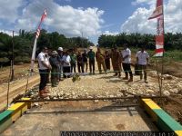 Peresmian Jembatan ATANG Bangkong di Batu Engau, CSR PT Agro Inti Kencanamas Salurkan Dana Rp 400 Juta