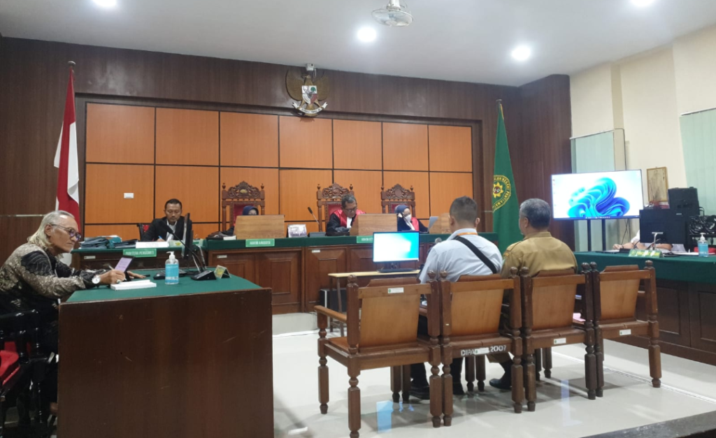 Sidang Lanjutan, Saksi Sopir Ekspedisi Beri Keterangan, Kuasa Hukum Yakin Menang  – Kuasa Hukum Sutekno Optimis dengan