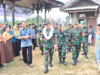 Pangdam XII/Tpr Resmikan Rumah Singgah dan Beri Makan Bergizi Anak-anak Beranda Negeri