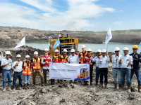 PT Star Wagen Indonesia melakukan Handover Ceremony unit Dewatering Pump PAC SH128 Atlas Copco kepada PT Putra Perkasa Abadi