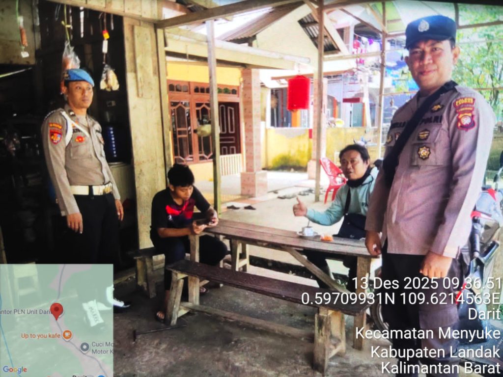 Laksanakan Patroli Siang Dan Berikan Imbauan kamtibmas Kepada Warga