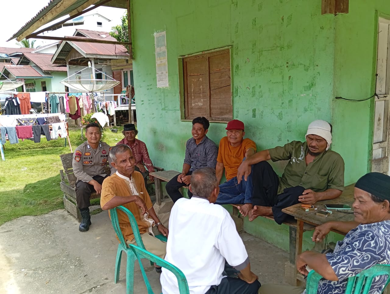 Ciptakan Situasi Aman, Polsek Kuala Behe Intensifkan Patroli Kamtibmas Jelang Tahun Baru