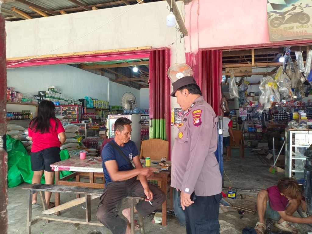 Polsek Kuala Behe Lakukan Patroli Rutin Untuk Ciptakan Kamtibmas Yang Aman Dan Kondusif