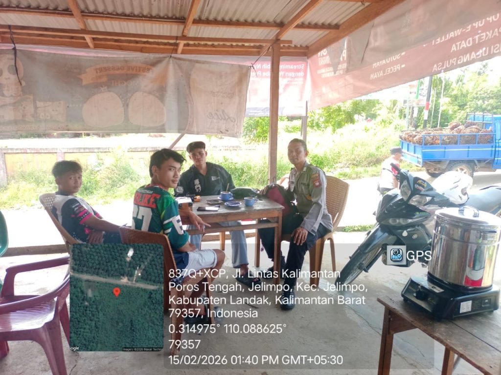 Berdialog Bersama Masyarakat Untuk Memberikan Pesan Kamtibmas Yang Kondusif
