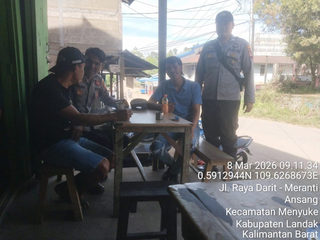 Patroli Siang Hari Samapta Polsek Menyuke, Beri Imbauan Kamtibmas Kepada Warga