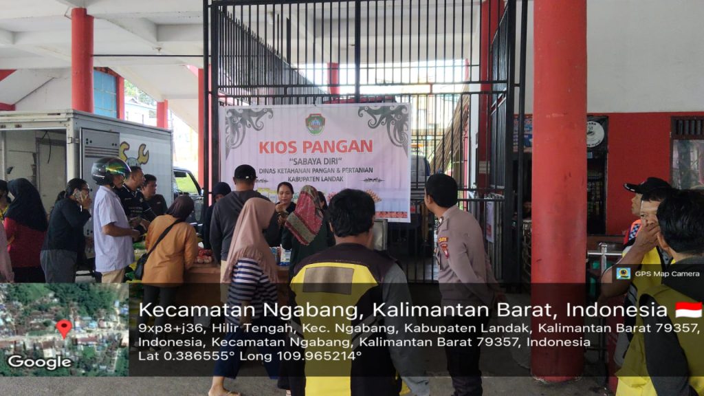 Polsek Ngabang lakukan upaya preventif kepolisian dalam menekan potensi gangguan kamtibmas Lewat Patroli Dialogis