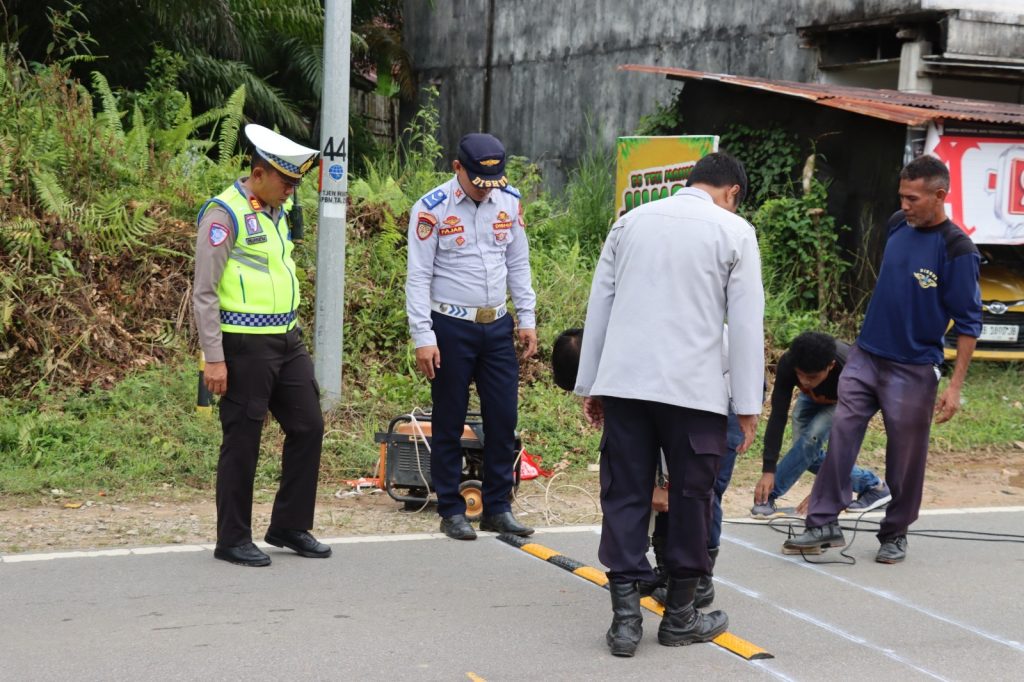 Satlantas Polres Melawi dan Dishub Pasang Speed Trap di Lima Titik Rawan, Pengendara Diminta Lebih Waspada