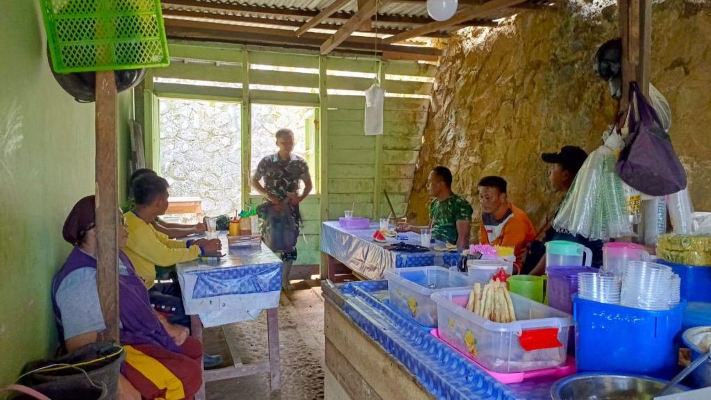 Kehadiran Satgas TMMD Reguler ke-128 Mempawah Jadi “Angin Segar” Bagi UMKM Lokal