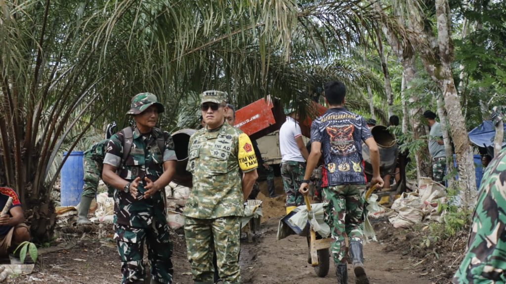 Tinjau Langsung TMMD di Mempawah, Tim Wasev Mabesad Soroti Sinergi dan Progres Lapangan