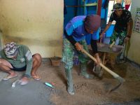 Dari Lantai Tanah Menjadi Nyaman, Satgas TMMD Kerjakan Rumah Pak Ulong (55)