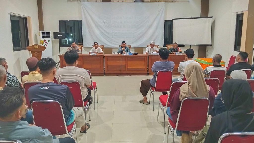 <h4><a href='https://postkotapontianak.com/lewat-musdes-babinsa-bakau-besar-laut-ajak-warga-jaga-kondusivitas-demi-kemajuan-desa/' title='Lewat Musdes, Babinsa Bakau Besar Laut Ajak Warga Jaga Kondusivitas Demi Kemajuan Desa'>Lewat Musdes, Babinsa Bakau Besar Laut Ajak Warga Jaga Kondusivitas Demi Kemajuan Desa</a></h4>