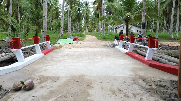 <h4><a href='https://postkotapontianak.com/melalui-program-presiden-ri-jembatan-garuda-di-tanjung-mempawah-kini-rampung-dan-siap-digunakan/' title='Melalui Program Presiden RI, Jembatan Garuda di Tanjung Mempawah Kini Rampung dan Siap Digunakan'>Melalui Program Presiden RI, Jembatan Garuda di Tanjung Mempawah Kini Rampung dan Siap Digunakan</a></h4>