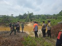 Sinergi Polsek Mandor, PT GRS, TNI, dan Tokoh Adat Perkuat Pencegahan PETI di Kecamatan Mandor