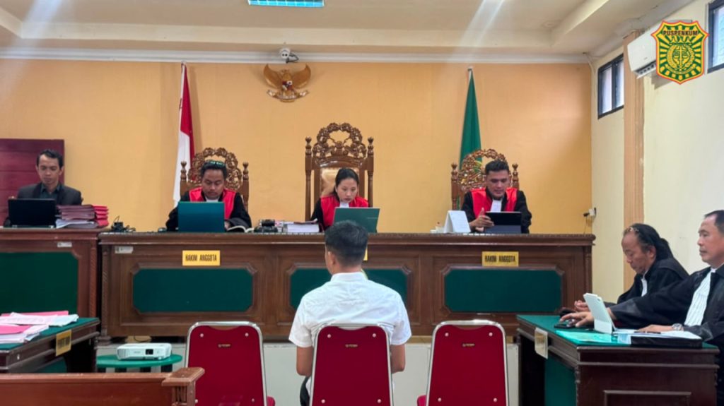 KEJATI KALBAR: PENGALIHAN JENIS PENAHANAN TERDAKWA  MERUPAKAN KEWENANGAN MAJELIS HAKIM,  JPU LAKSANAKAN PENETAPAN PENGADILAN
