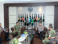 Perkuat Soliditas TNI – Polri, Kapolda Kalbar Silaturahmi kepada Pangdam XII/Tanjungpura