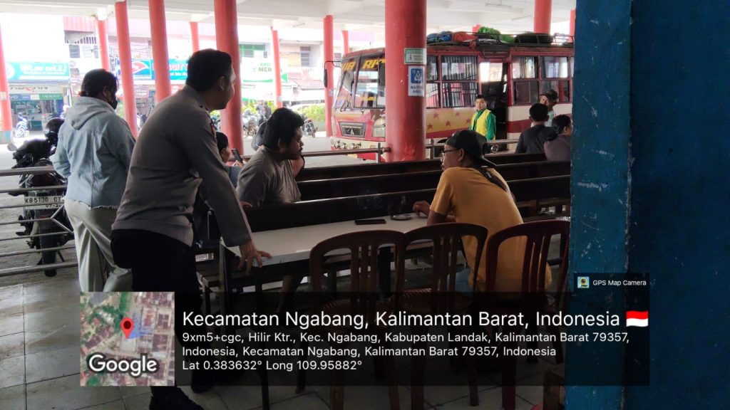 <h4><a href='https://postkotapontianak.com/polisi-hadir-di-tengah-penumpang-patroli-siang-di-terminal-ngabang-cegah-aksi-hipnotis/' title='Polisi Hadir di Tengah Penumpang, Patroli Siang di Terminal Ngabang Cegah Aksi Hipnotis'>Polisi Hadir di Tengah Penumpang, Patroli Siang di Terminal Ngabang Cegah Aksi Hipnotis</a></h4>