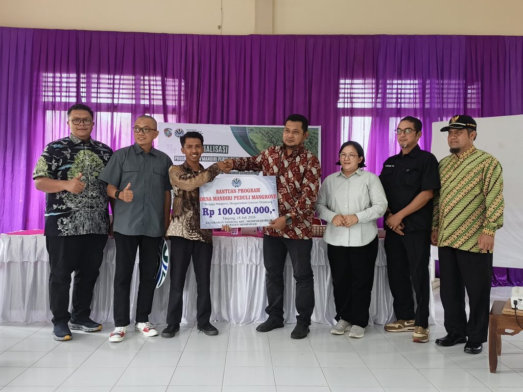 <h4><a href='https://postkotapontianak.com/peduli-kelestarian-pesisir-babinsa-koramil-1201-03-mempawah-hilir-hadiri-sosialisasi-dmpm/' title='Peduli Kelestarian Pesisir, Babinsa Koramil 1201-03/Mempawah Hilir Hadiri Sosialisasi DMPM'>Peduli Kelestarian Pesisir, Babinsa Koramil 1201-03/Mempawah Hilir Hadiri Sosialisasi DMPM</a></h4>
