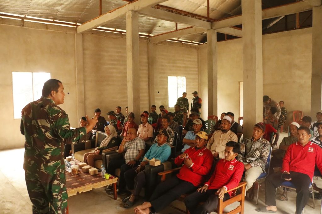 <h4><a href='https://postkotapontianak.com/estafet-edukasi-karhutla-berlanjut-tim-penyuluh-mabes-tni-bergerak-serentak-di-mempawah/' title='ESTAFET EDUKASI KARHUTLA BERLANJUT, TIM PENYULUH MABES TNI BERGERAK SERENTAK DI MEMPAWAH'>ESTAFET EDUKASI KARHUTLA BERLANJUT, TIM PENYULUH MABES TNI BERGERAK SERENTAK DI MEMPAWAH</a></h4>