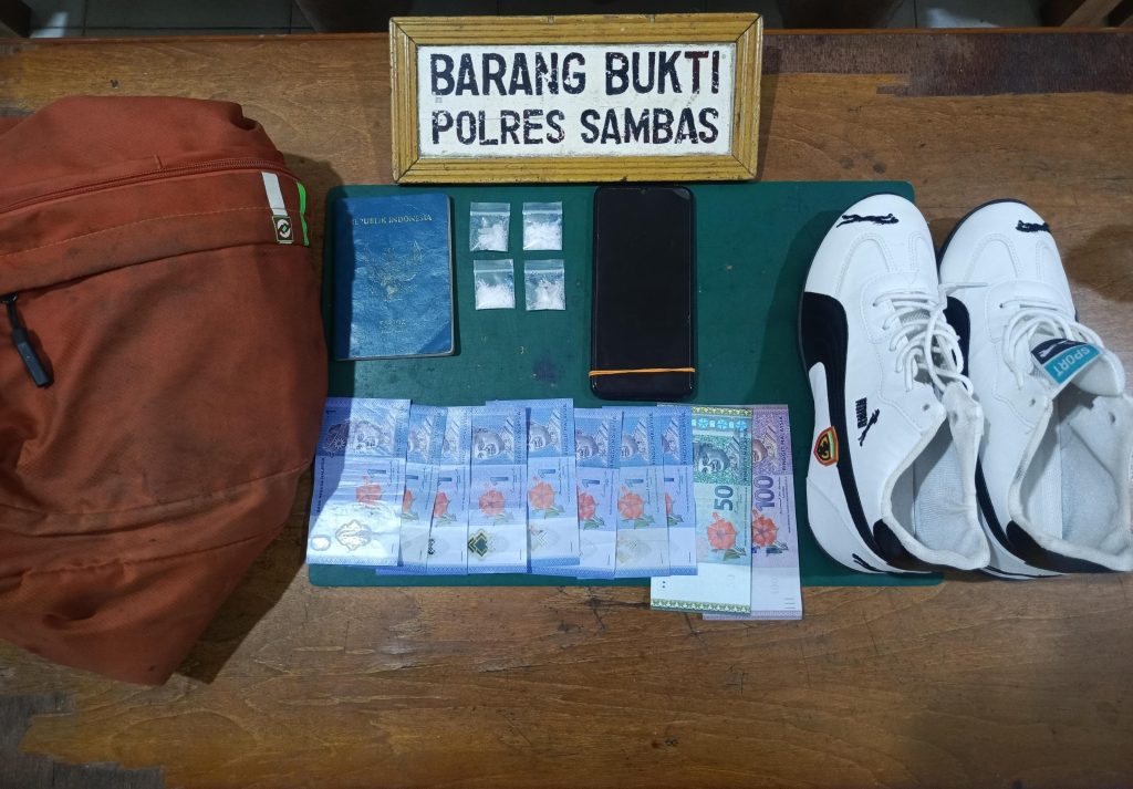 <h4><a href='https://postkotapontianak.com/satresnarkoba-polres-sambas-ungkap-dugaan-penyelundupan-sabu-di-jalur-tikus-perbatasan-amankan-barang-bukti-394-gram/' title='Satresnarkoba Polres Sambas Ungkap Dugaan Penyelundupan Sabu di Jalur Tikus Perbatasan, Amankan Barang Bukti 3,94 Gram'>Satresnarkoba Polres Sambas Ungkap Dugaan Penyelundupan Sabu di Jalur Tikus Perbatasan, Amankan Barang Bukti 3,94 Gram</a></h4>