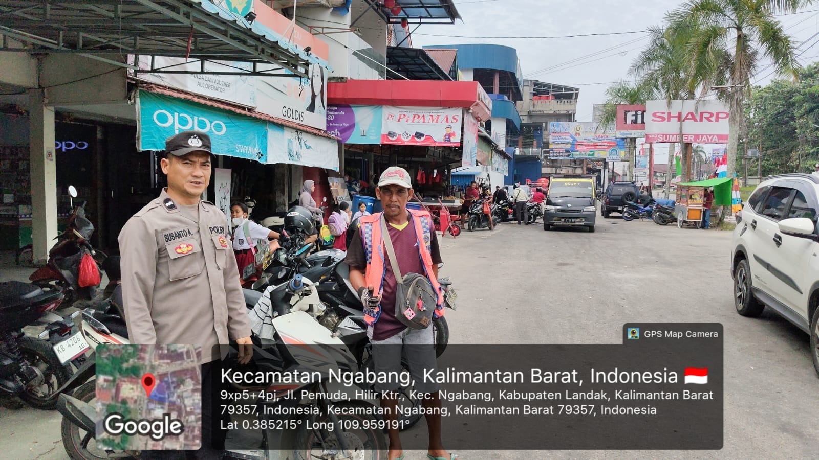 Humanis dan Responsif, Polisi Beri Imbauan kepada Tukang Parkir Saat Patroli Siang