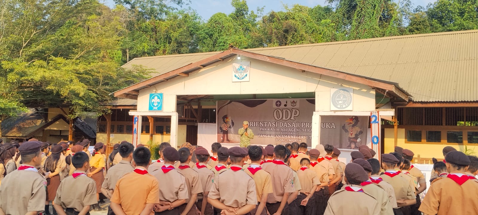 Koramil 1201-05/Toho Melaksanakan Kegiatan Orientasi Dasar Pramuka bagi Siswa-Siswi Baru