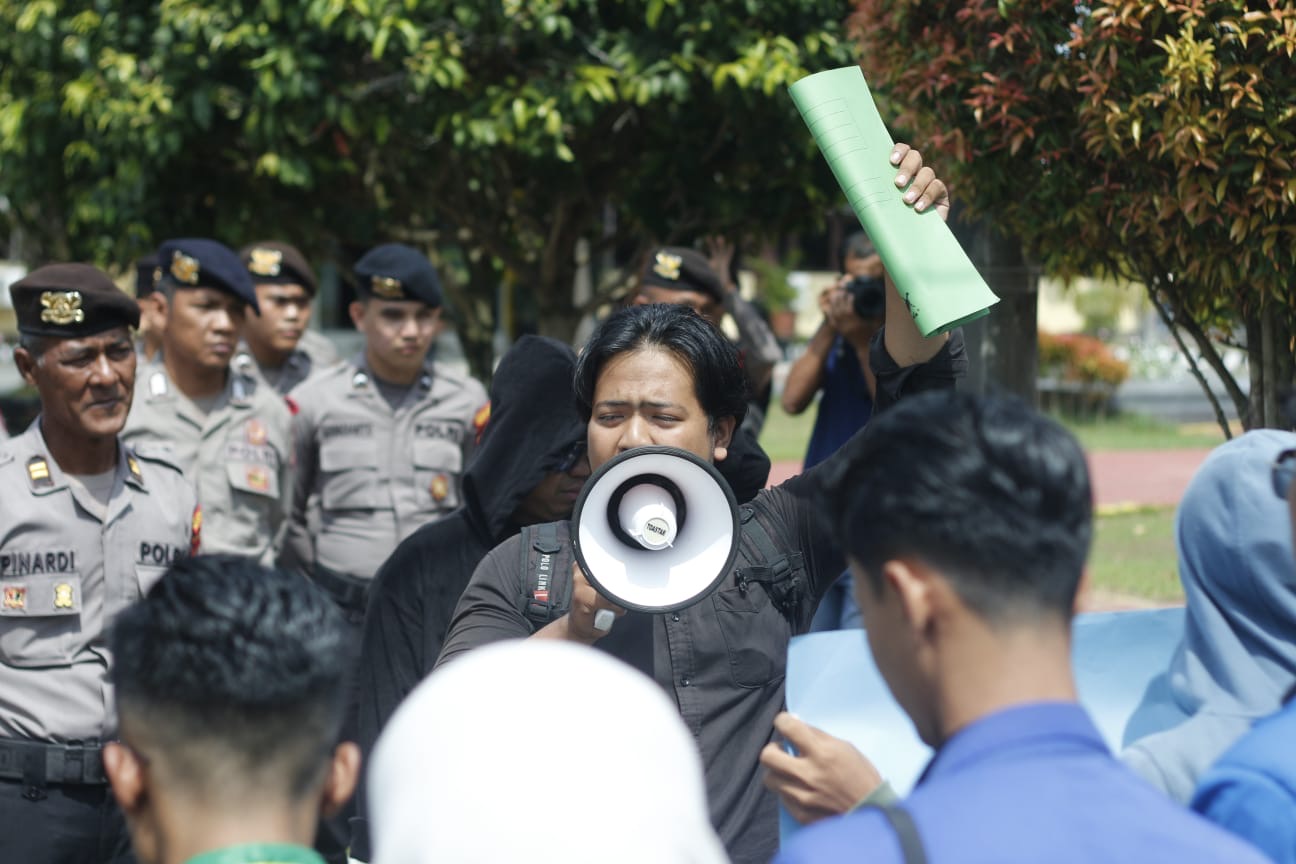 ‎Skandal Korupsi BP2TD Belum Tuntas, Gubernur Kalbar Ria Norsan Kembali Berulah Alokasikan Rp19,1 Miliar APBD Hanya untuk Gedung Parkir Kejati