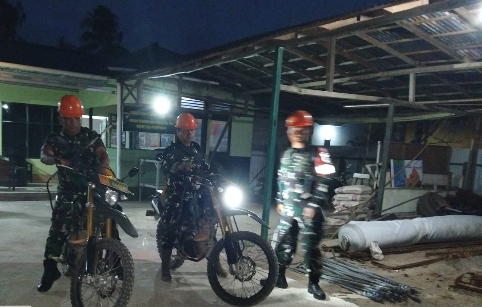 Koramil Sungai Kunyit Tindaklanjuti Hotspot di Desa Bukit Batu