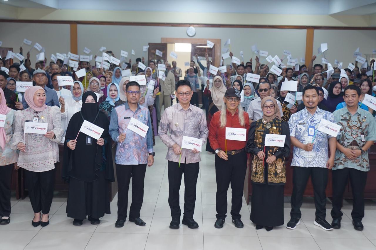 “Kite Mulai dari Rumah”, Dr. Herman Hofi Serukan Gerakan Antikorupsi Bangun Pontianak Bersih