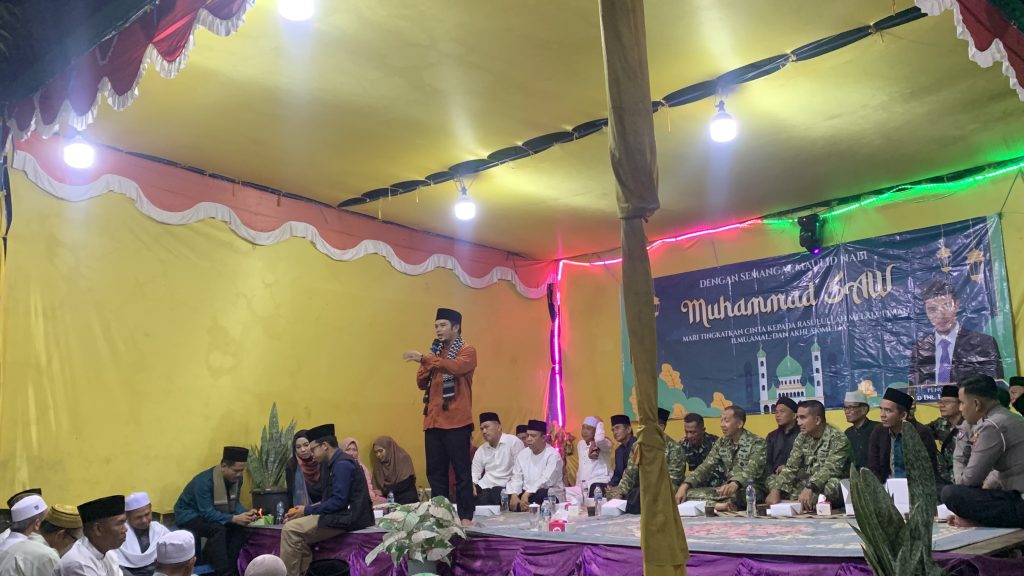 <h4><a href='https://postkotapontianak.com/peringatan-maulid-nabi-muhammad-saw-di-masjid-baitul-makmur-jungkat-dihadiri-ribuan-jamaah/' title='Peringatan Maulid Nabi Muhammad SAW di Masjid Baitul Makmur Jungkat Dihadiri Ribuan Jamaah'>Peringatan Maulid Nabi Muhammad SAW di Masjid Baitul Makmur Jungkat Dihadiri Ribuan Jamaah</a></h4>